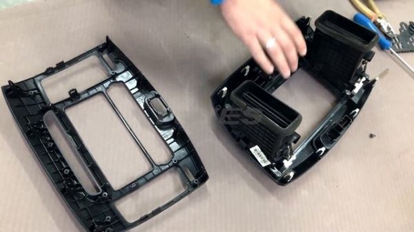 Установка магнитолы Teyes для Hyundai Elantra 4 2006-2012