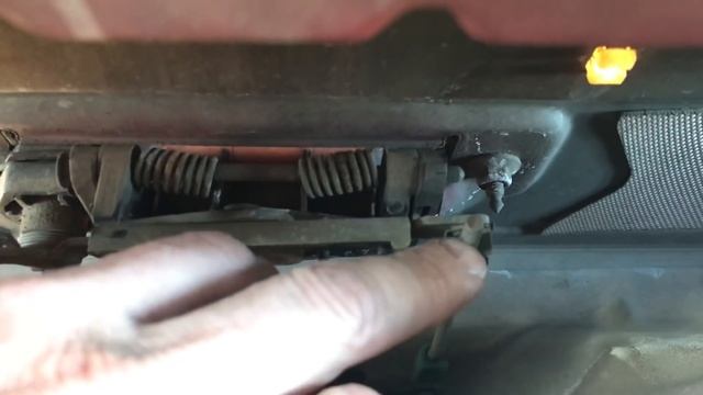 Rear Hatch Won’t Open? Unlock It Easily From The Inside & Fix The Latch - Jeep Cherokee XJ смотреть онлайн