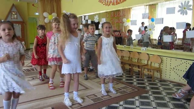 Подарок родителям на День семьи смотреть онлайн