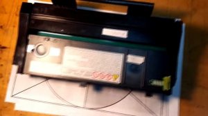 Картридж Ricoh SP 110E серый фон при печати