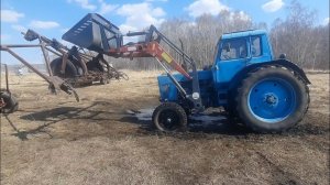 МТЗ-80 буксует.