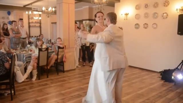 Красивый свадебный танец смотреть онлайн