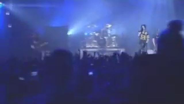 Tokio Hotel - Live @ Cologne Dec. 2005 / full concert смотреть онлайн