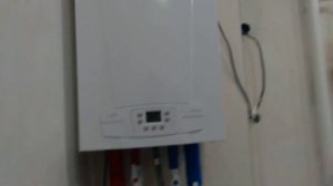 Показываю как убавить температуру на котле Baxi Eco Home 24F