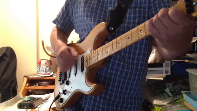 Fender 1977 with Lace Sensors (Red & Green) slow tune in E смотреть онлайн