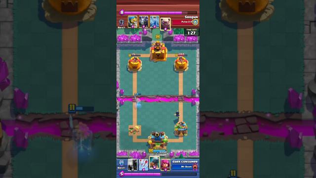 Pekka Bridge Spam (archers) vs Golem Ebarbs Nightwitch - Clash Royale смотреть онлайн