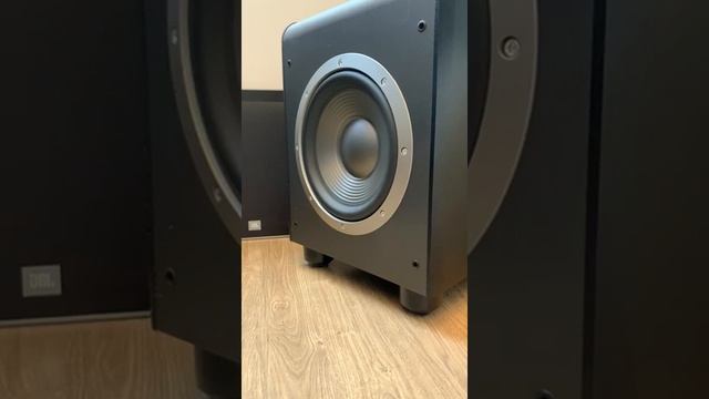 Subwoofer JBL ES150P Frequency Bass Test смотреть онлайн