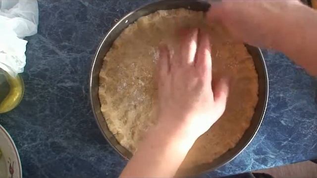 Рецепт: Песочный пирог с киви "Хорошее настроение" смотреть онлайн