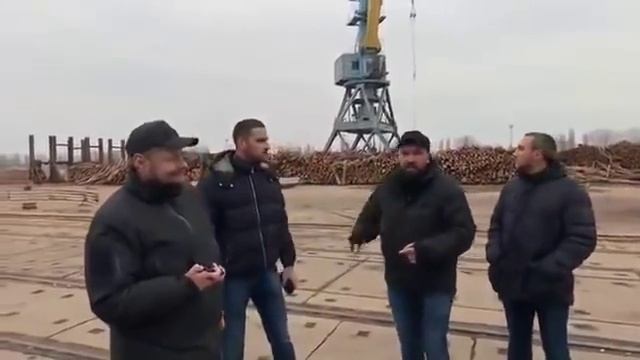 Депутати РПЛ зупинили контрабанду лісу-кругляку у порту Рені на Одещині смотреть онлайн