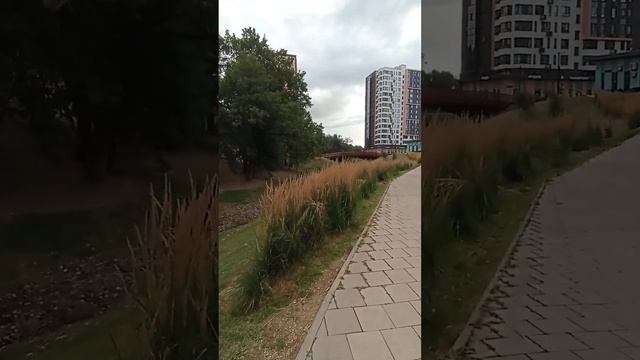 Прогулочная зона в ЖК Скандинавия рядом с домом Скандинавский бульвар 4 к 2( риелтор Nnmoscow@bk.ru