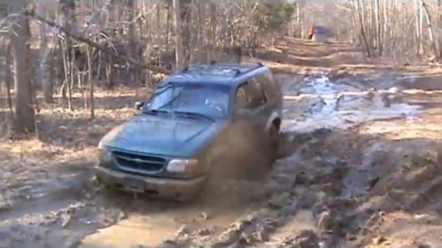Stock Ford Explorer Vs Deep Mud смотреть онлайн