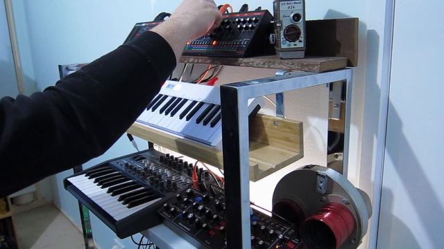 HOW TO BUILD A DAWLESS TRACK (AKA DAWless Live Jam #25) смотреть онлайн