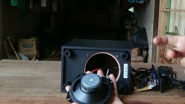 Bongkar Logitech Z213 Subwoofer Aktif 2.1 Speaker System Look Inside speakers pc portable wireless смотреть онлайн