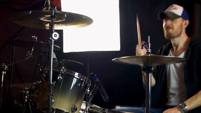 Meg & Dia - Monster (Drumcover) смотреть онлайн