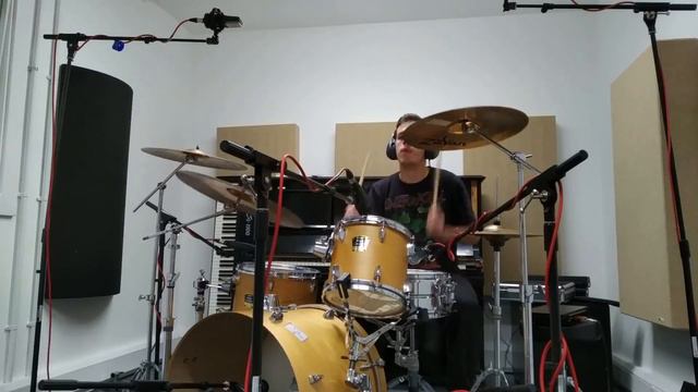 Nirvana - Heart-Shaped Box (drum cover) смотреть онлайн