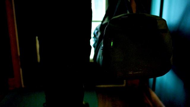 Gear Up with the Glow Fob смотреть онлайн