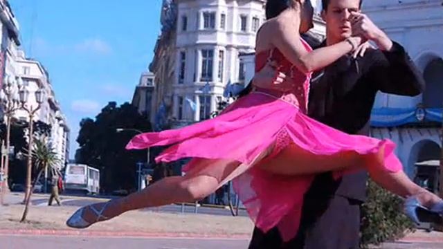 EL TANGO DE ROXANNE смотреть онлайн