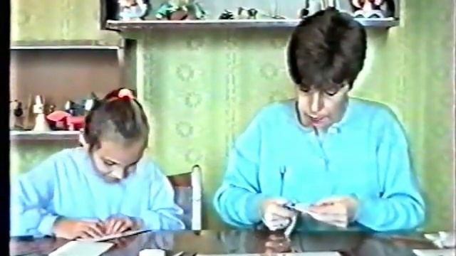 Умелые руки - Курахово - делаем открытку часть 2 смотреть онлайн