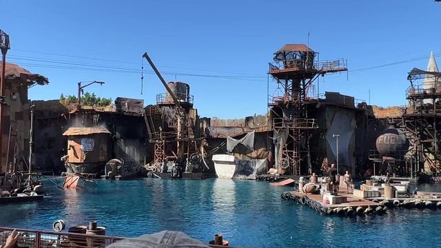 Водный мир (Waterworld) Universal Pictures смотреть онлайн