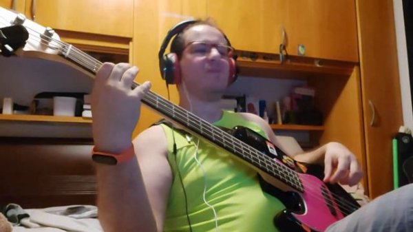 The Pretty Reckless - Just Tonight Bass Cover