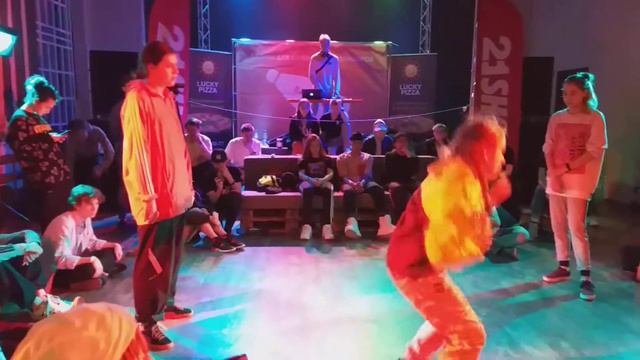 Battle 0,33 10.11.18 hip hop 1x1, Lada Solovieva смотреть онлайн