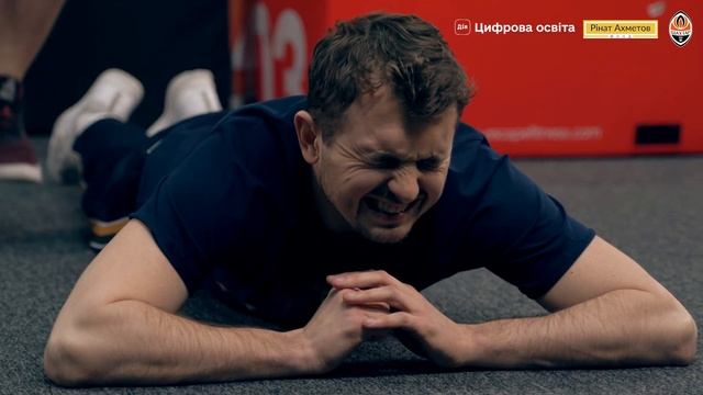 Стрибки: правильні вправи | Диджитал-фізра з Пятовим і Кривцовим. Серія 9 смотреть онлайн