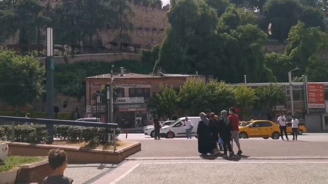 Нетуристическая Турция ??. Бурса. Жизнь города. Исторический центр. Люди, улицы, дома. смотреть онлайн