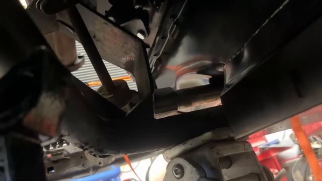 This thing is going to be SOO FAST! BIG BLOCK twin turbo fox body Fairmont engine install. смотреть онлайн