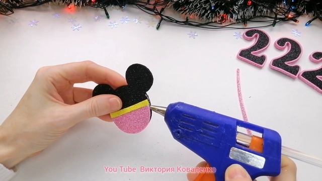 DIY новогодний декор 2022 ?Гирлянда из фоамирана ?Украшение для дома к Новому году смотреть онлайн