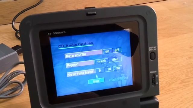 Goldstar portable CD-I player (philips) (par grand_barbare) смотреть онлайн