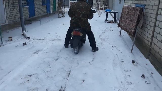 Драйв на снегу. Продам скутер смотреть онлайн