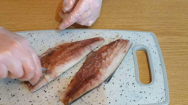 ЛОЖНАЯ КРАСНАЯ ИКРА Закуска из селедки с Морковью и плавленным сырком, Рыбный Паштет для Бутербродо смотреть онлайн