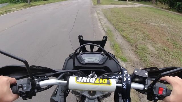 Loncin VOGE RALLY lx 250 прохват в лесу. Лучший мотоцикл смотреть онлайн