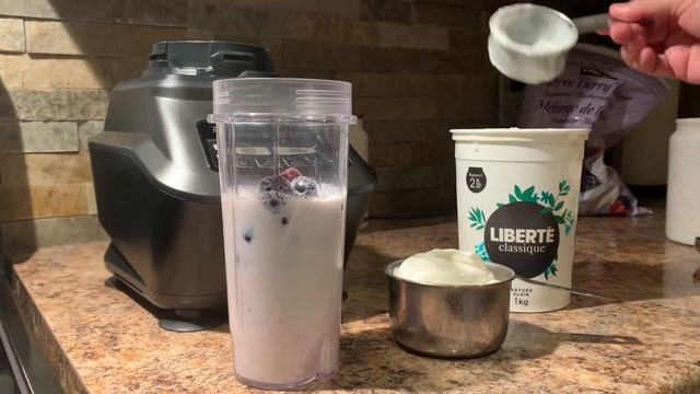 Mixed Berry Smoothie Recipe ? Healthy Mixed Berry Smoothie смотреть онлайн