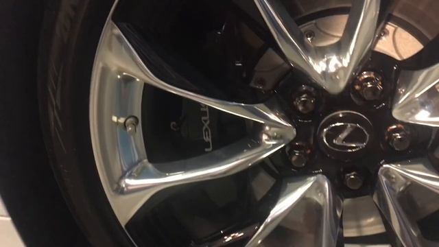 Дали посидеть в новом Lexus LC 500h 2017 смотреть онлайн