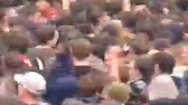 2001 08 26 System Of A Down Live@Reading Festival, Little John's Farm, England
