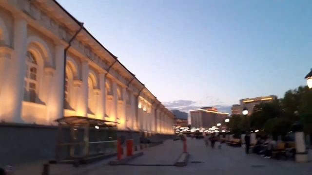 центр Москвы Красная площадь библиотека Ленина москва-сити центр Москва Вечерняя прогулка смотреть онлайн