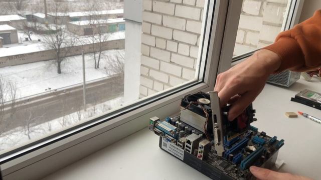 #НДБ ч.1 Собираем компьютер на продажу из Б/У запчастей / я умнее чем компьютер Компьютер за 2000