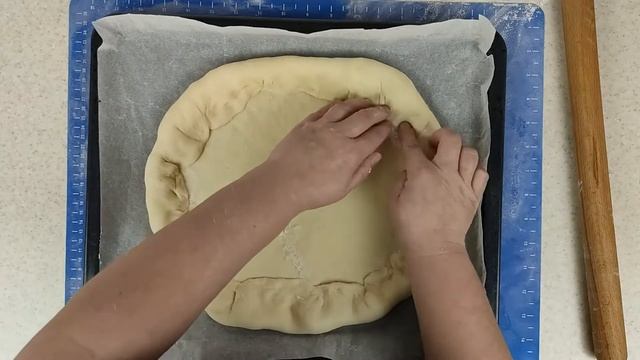 ??Пицца??? домашняя с сырными бортиками на дрожжевом тесте смотреть онлайн