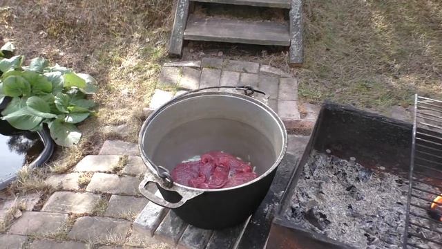 Мясо в пиве с горчицей и хлебом - походный вариант смотреть онлайн