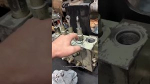 Ремонт гидрораспределителя рабочего оборудования мини погрузчика ПУМ 500 старого образца (до 98 г)