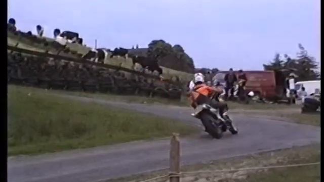 Suzuki RG500 Hill Climb Special at Baitings Dam смотреть онлайн