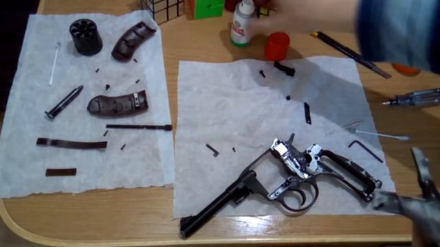 Gletcher NGT. "Наган" . Как собрать полностью разобранный пистолет. смотреть онлайн
