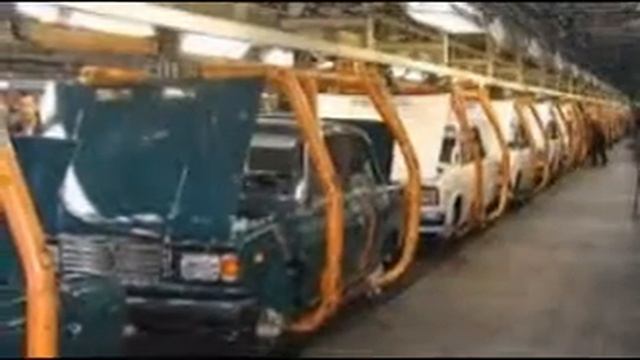 Власти Канады пытаются давить на российский автопром смотреть онлайн