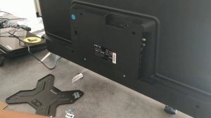 Как самому закрепить кронштейн для телевизора на стену. Любая Домохозяйка сможет это сделать