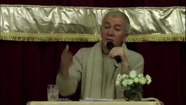 В чём разница между духовным и материальным мирами? смотреть онлайн