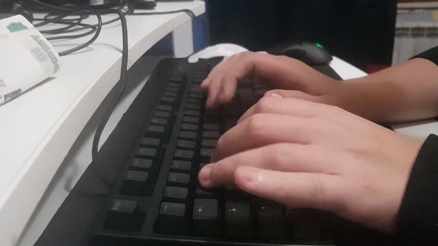 MaiBenBen ziMai typing (cherry mx red no lubed) смотреть онлайн