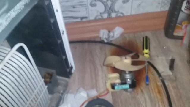 Ремонт холодильника ОКЕАН 4 - поломка через 2 года (Холодильник 2 - возвращение соловья-вентилятора смотреть онлайн