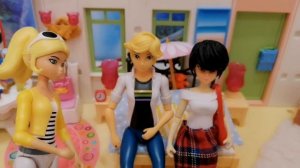 Адриан-папа, Кагами-мама, Маринетт-их дочь, Хлоя добрая. Задания от подписчиков