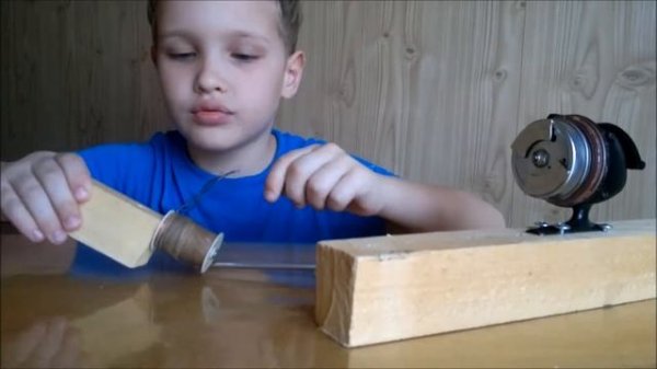 Brilliant Life Hacks / Своими руками Генератор из удочки на 220 вольт